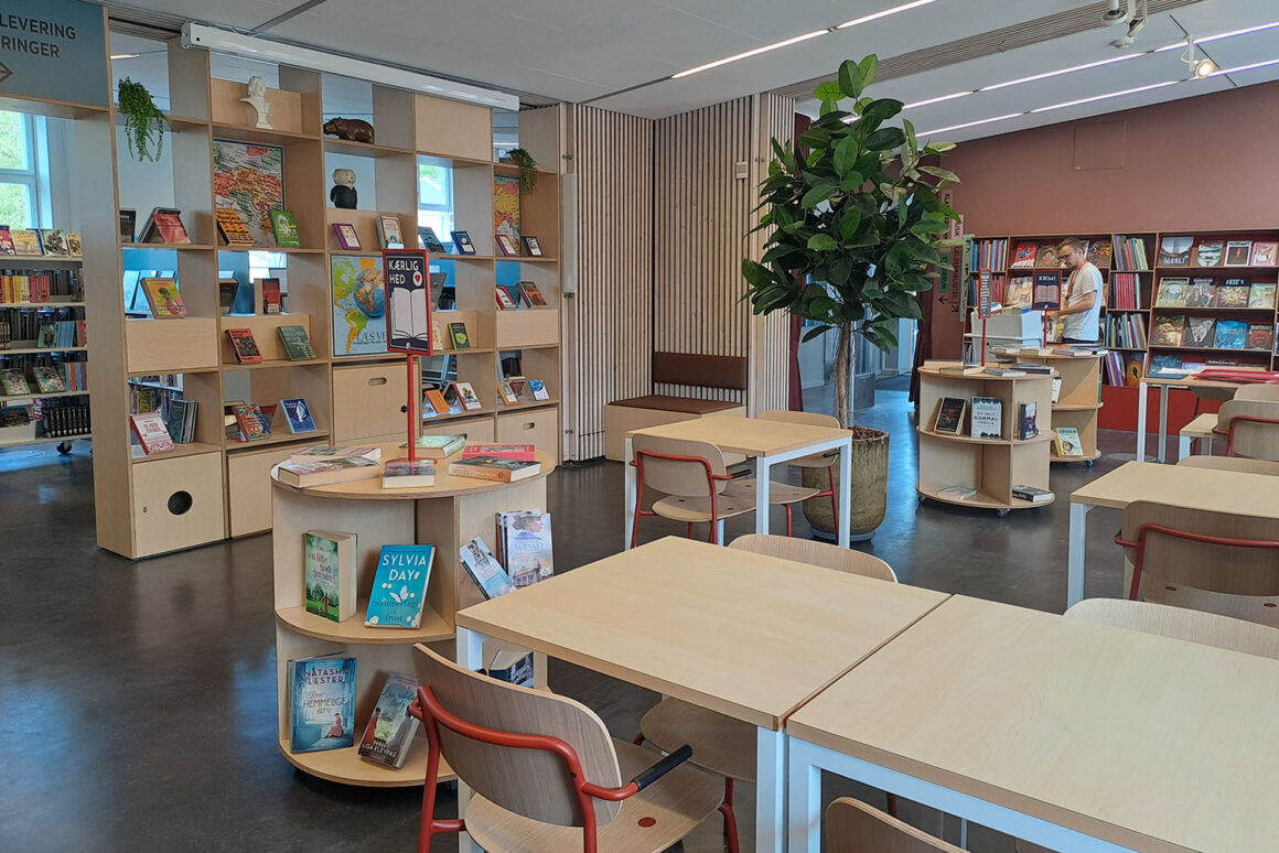 Taastrup_Bibliotek_biblioteksindretning_bibliotekscafe_Proudlypresent_spacebranding